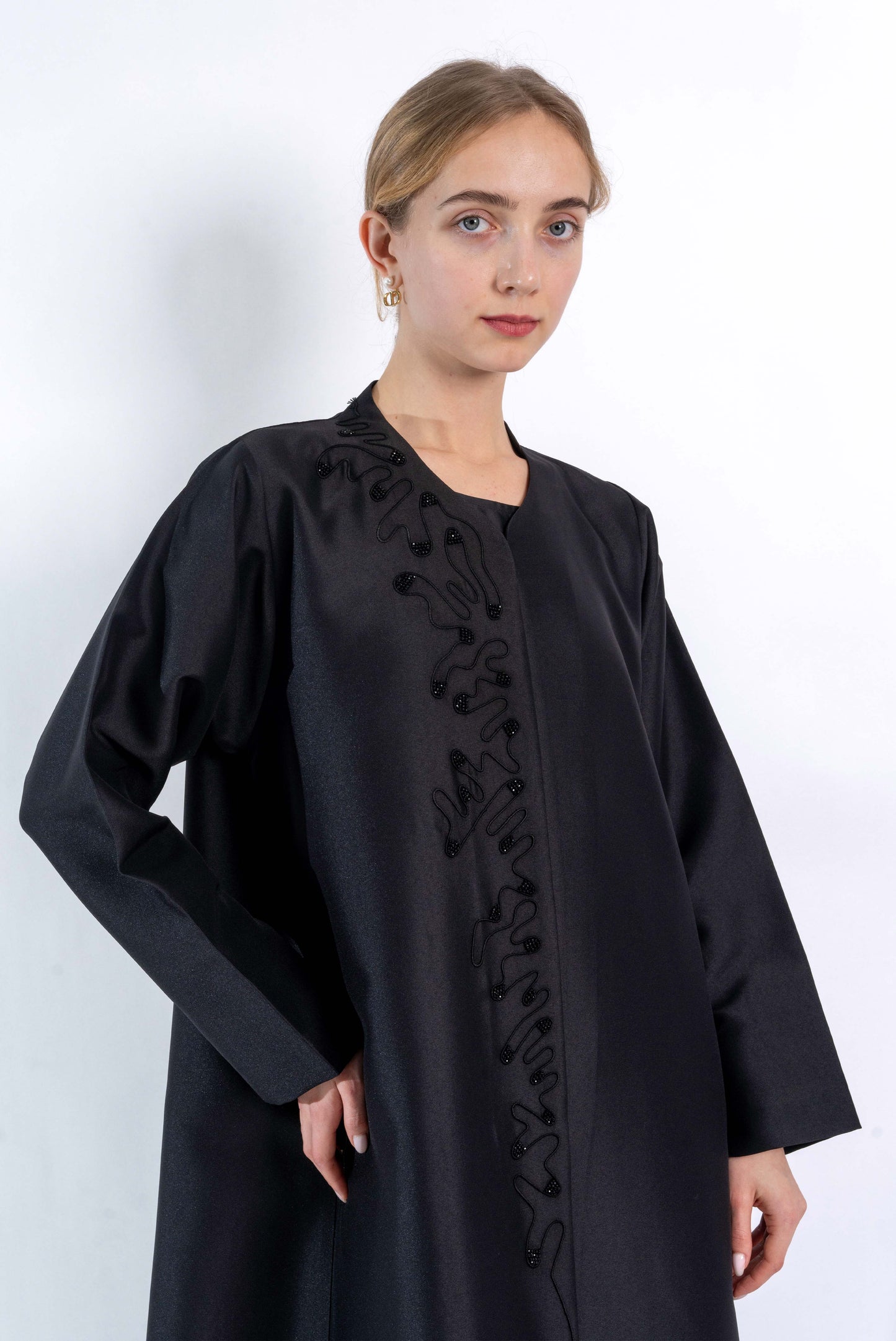 Black maze embellishment Abaya